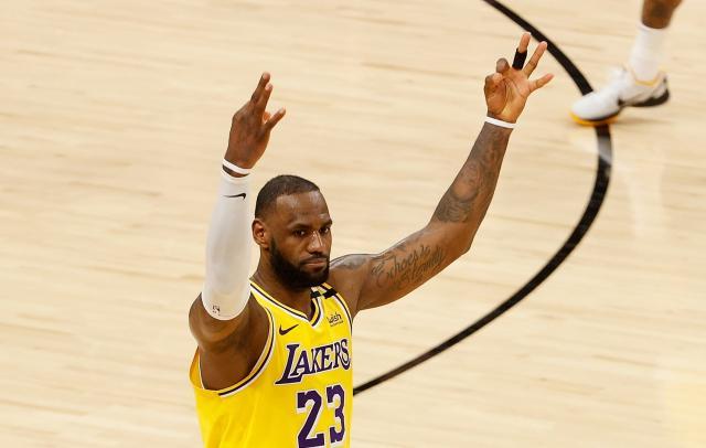 LeBron-James-12.jpg